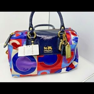 Madison Graphic Sabrina J0826-13232